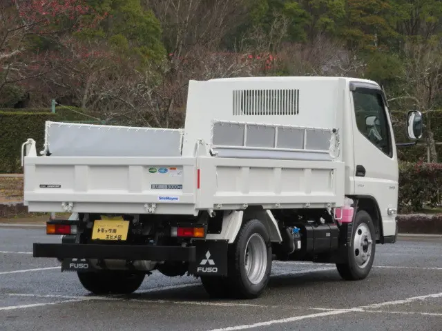 三菱 キャンター 2RG-FBA60(2WD)の写真3