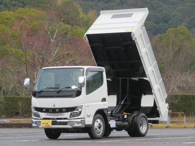 三菱 キャンター 2RG-FBA60(2WD)の写真8