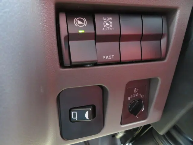 三菱 キャンター 2RG-FBA60(2WD)の写真16