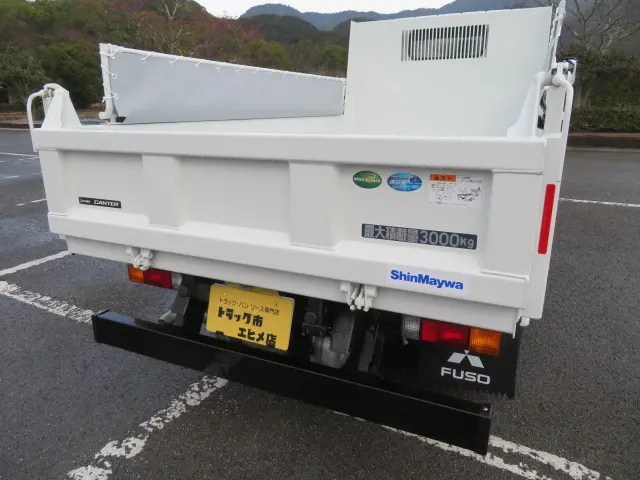 三菱 キャンター 2RG-FBA60(2WD)の写真32