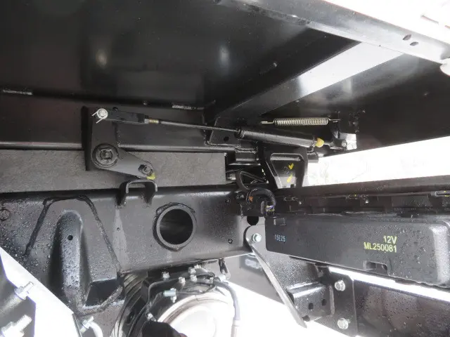 三菱 キャンター 2RG-FBA60(2WD)の写真46