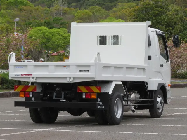 三菱 ファイター 2KG-FK62F(2WD)の写真3
