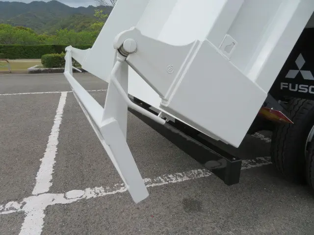 三菱 ファイター 2KG-FK62F(2WD)の写真36