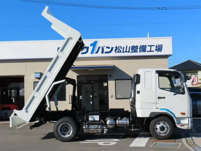 三菱 ファイター 2KG-FK62F(2WD)の写真9