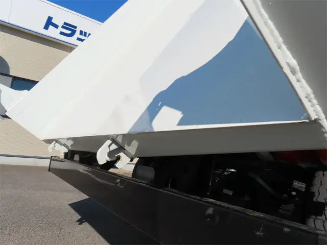 三菱 ファイター 2KG-FK62F(2WD)の写真32