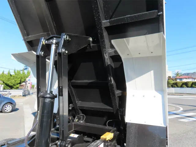 三菱 ファイター 2KG-FK62F(2WD)の写真49