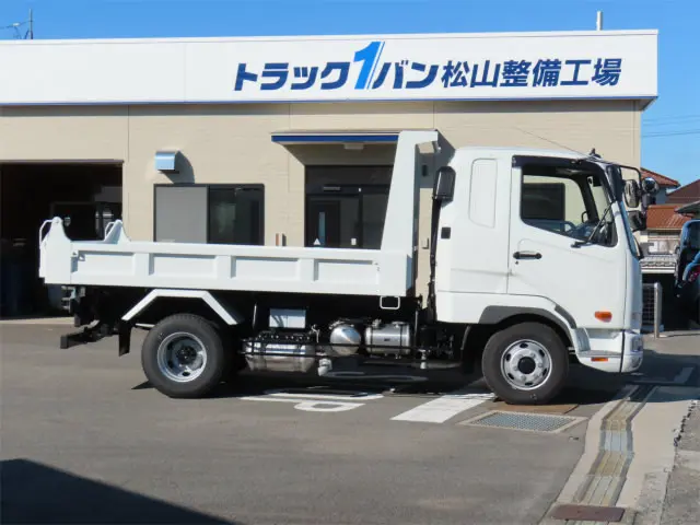 三菱 ファイター 2KG-FK62F(2WD)の写真5