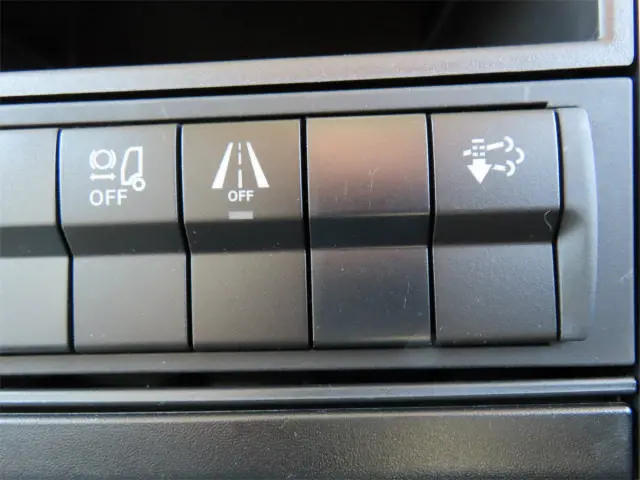 三菱 ファイター 2KG-FK62F(2WD)の写真21