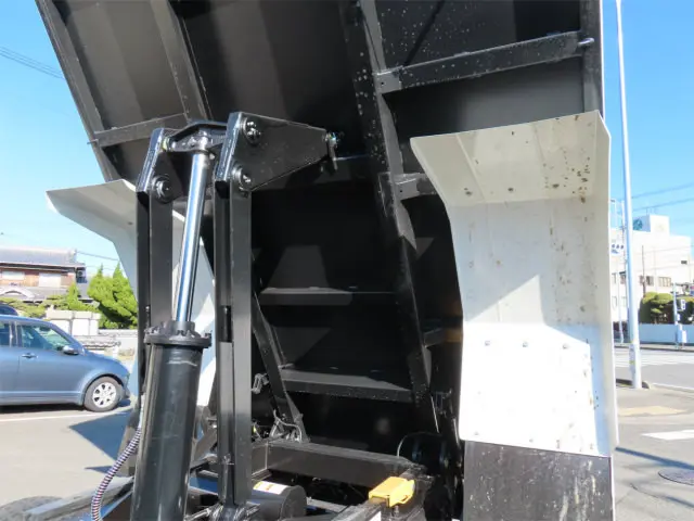 三菱 ファイター 2KG-FK62F(2WD)の写真49