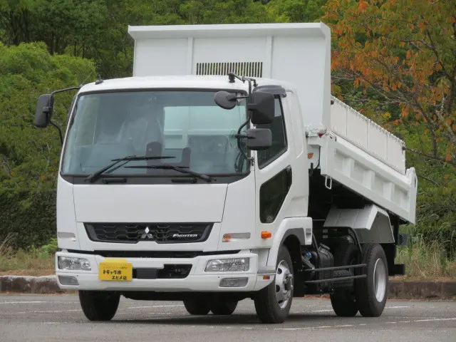 三菱 ファイター 2KG-FK62F(2WD)の写真1