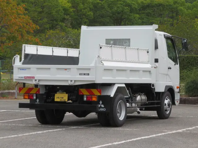 三菱 ファイター 2KG-FK62F(2WD)の写真2