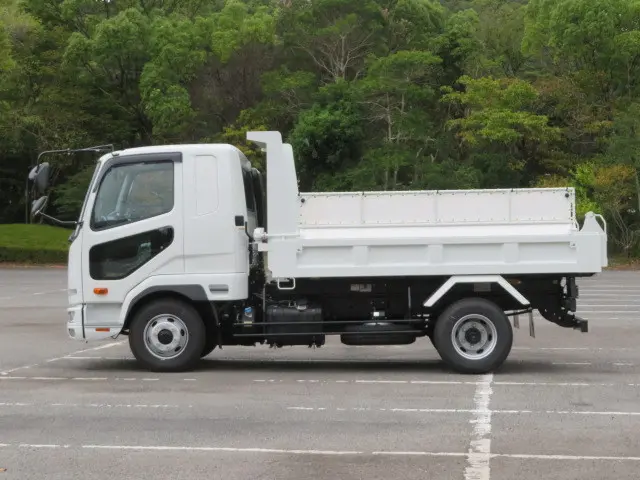 三菱 ファイター 2KG-FK62F(2WD)の写真3