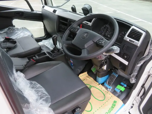 三菱 ファイター 2KG-FK62F(2WD)の写真9
