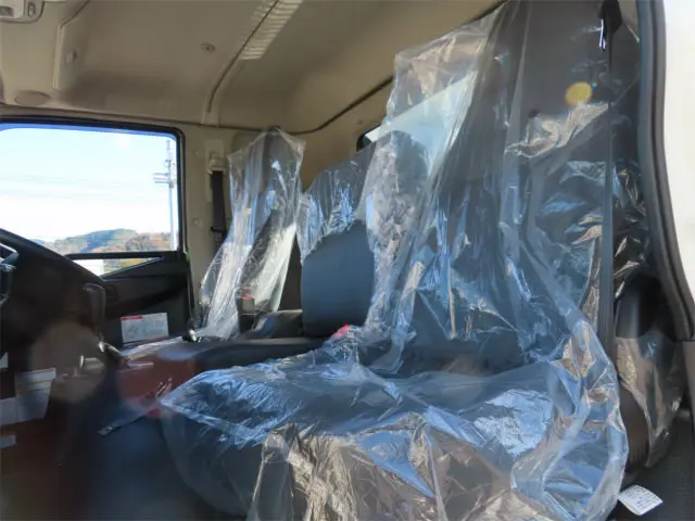 三菱 ファイター 2KG-FK62F(2WD)の写真11