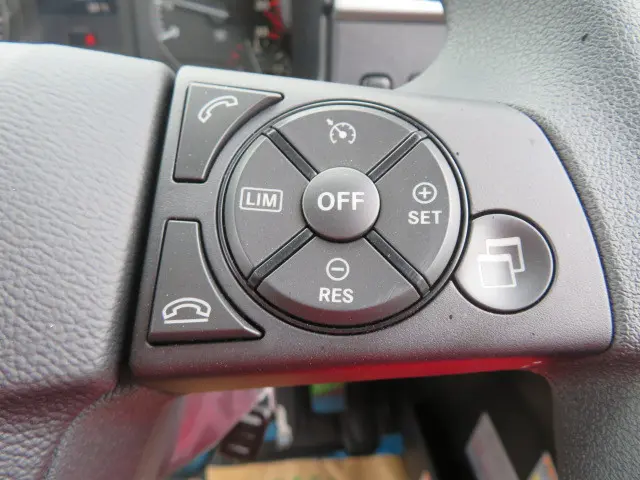 三菱 ファイター 2KG-FK62F(2WD)の写真13