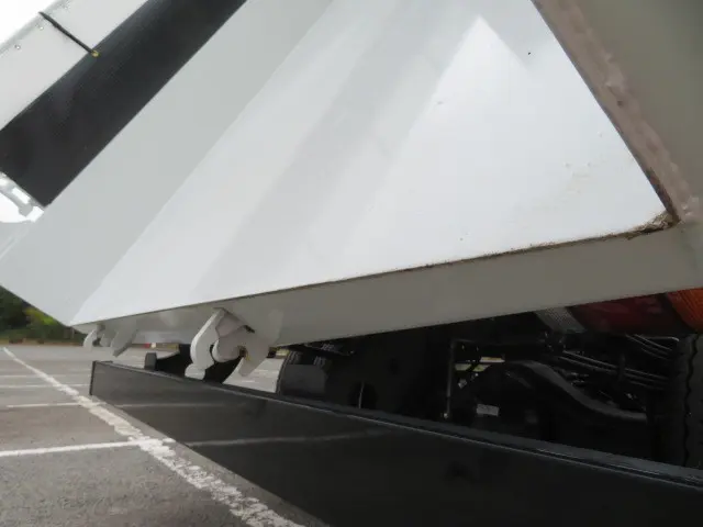 三菱 ファイター 2KG-FK62F(2WD)の写真30