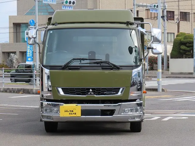 三菱 ファイター 2DG-FQ62F(6x4)の写真6