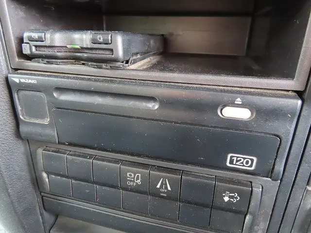 三菱 ファイター 2DG-FQ62F(6x4)の写真23