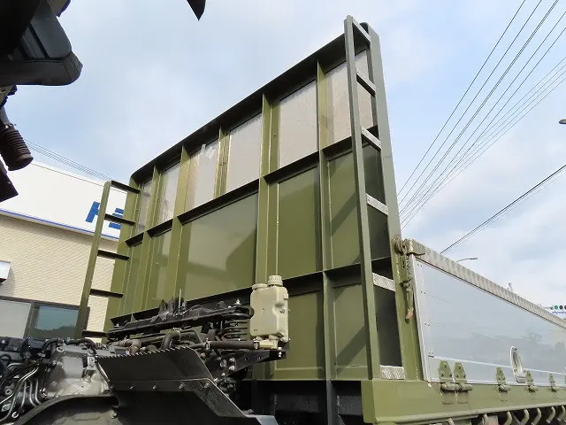 三菱 ファイター 2DG-FQ62F(6x4)の写真36