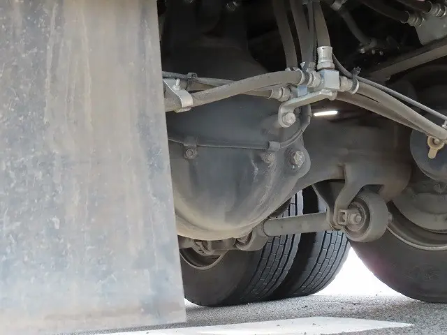 三菱 ファイター 2DG-FQ62F(6x4)の写真49