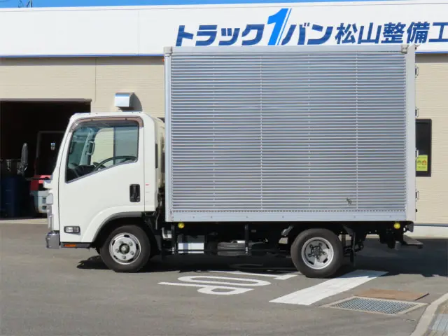 いすゞ エルフ 2RG-NLR88AN(2WD)の写真3
