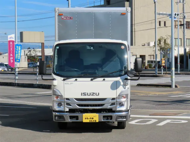 いすゞ エルフ 2RG-NLR88AN(2WD)の写真5