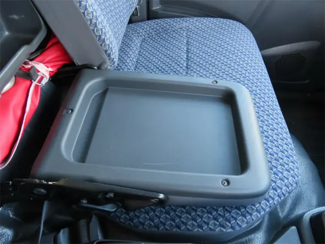 いすゞ エルフ 2RG-NLR88AN(2WD)の写真11