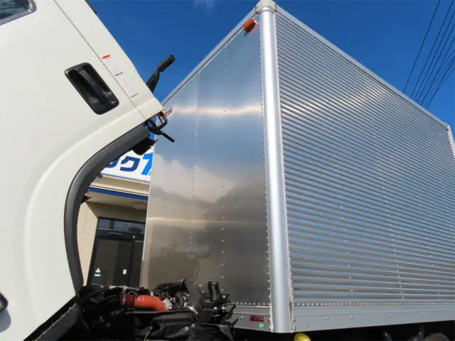 いすゞ エルフ 2RG-NLR88AN(2WD)の写真30
