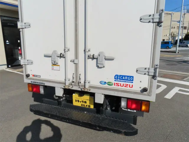 いすゞ エルフ 2RG-NLR88AN(2WD)の写真32