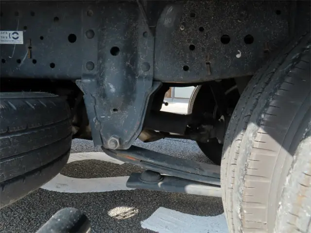 いすゞ エルフ 2RG-NLR88AN(2WD)の写真47