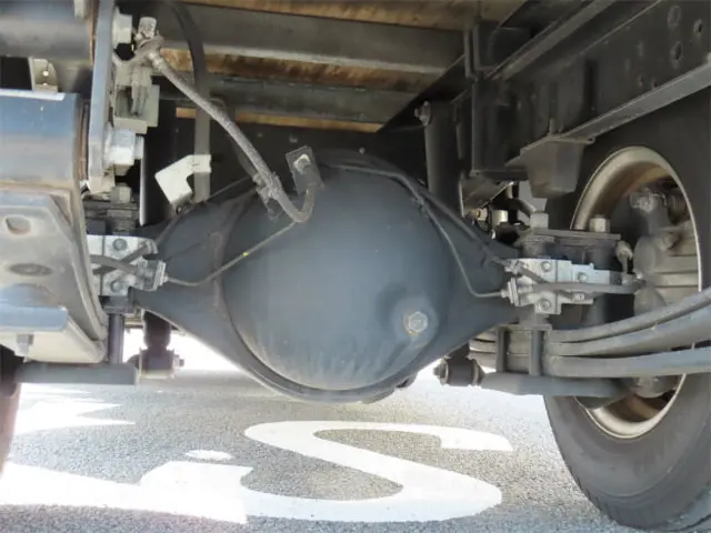 いすゞ エルフ 2RG-NLR88AN(2WD)の写真48