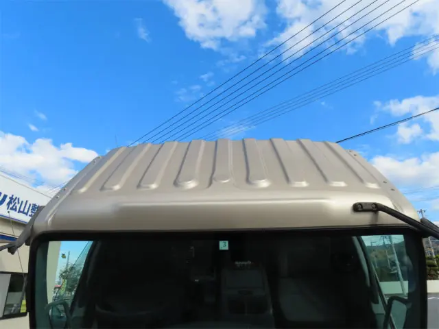 いすゞ フォワード 2RG-FTR90V2(2WD)の写真7