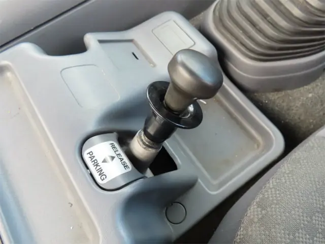 いすゞ フォワード 2RG-FTR90V2(2WD)の写真20