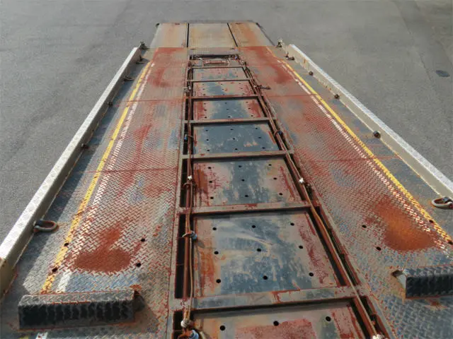 いすゞ フォワード 2RG-FTR90V2(2WD)の写真32