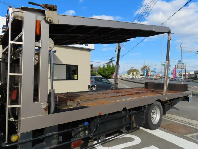 いすゞ フォワード 2RG-FTR90V2(2WD)の写真33