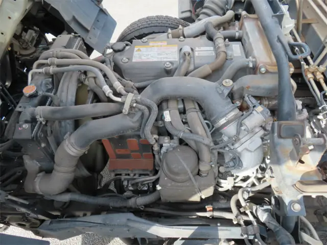 いすゞ フォワード 2RG-FTR90V2(2WD)の写真38