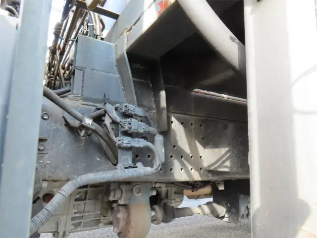 いすゞ フォワード 2RG-FTR90V2(2WD)の写真46