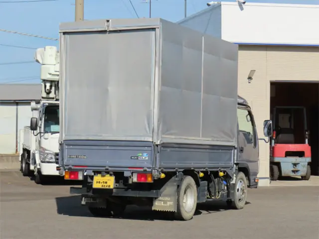 いすゞ エルフ 2RG-NJS88A(4WD)の写真3