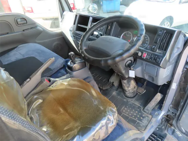 いすゞ エルフ 2RG-NJS88A(4WD)の写真12