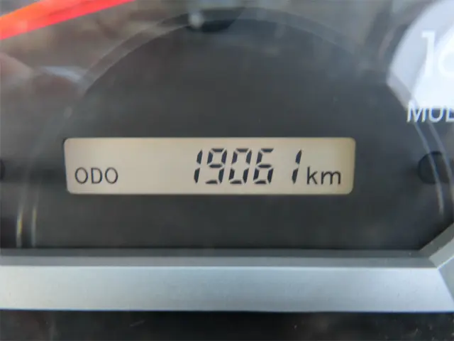 いすゞ エルフ 2RG-NJS88A(4WD)の写真15