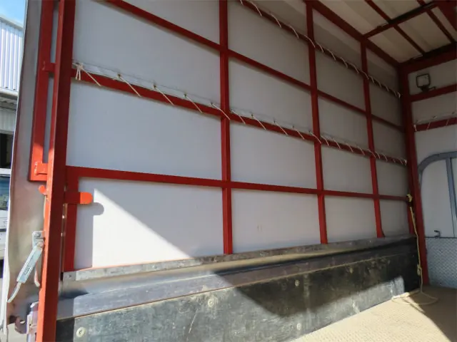 いすゞ エルフ 2RG-NJS88A(4WD)の写真25