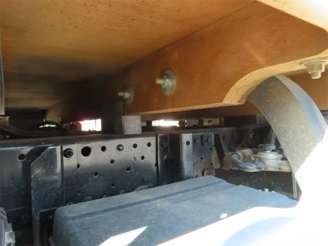 いすゞ エルフ 2RG-NJS88A(4WD)の写真42