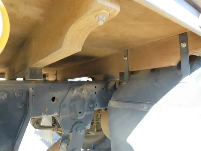 いすゞ エルフ 2RG-NJS88A(4WD)の写真44