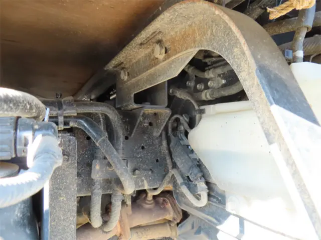 いすゞ エルフ 2RG-NJS88A(4WD)の写真46