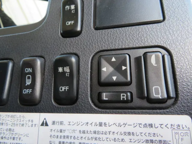 三菱 ファイター 2KG-FK62FY(2WD)の写真17