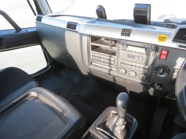 三菱 ファイター 2KG-FK62FY(2WD)の写真18