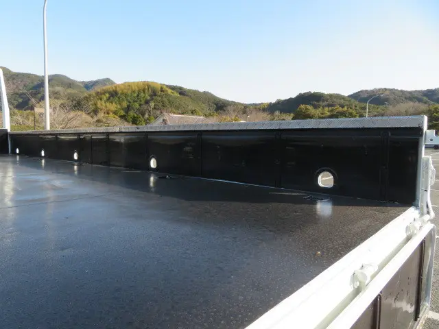 三菱 ファイター 2KG-FK62FY(2WD)の写真30