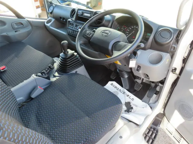 日野 デュトロ 2KG-XZU605M(2WD)の写真11