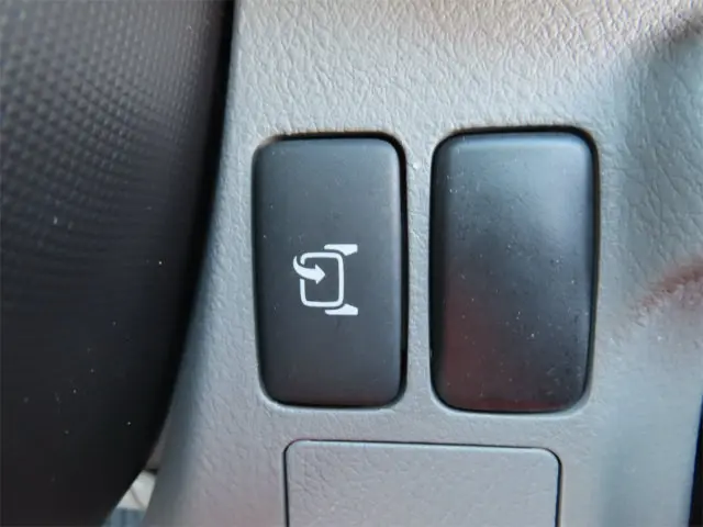 日野 デュトロ 2KG-XZU605M(2WD)の写真18