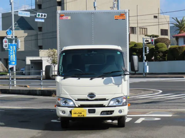 日野 デュトロ 2KG-XZU605M(2WD)の写真5